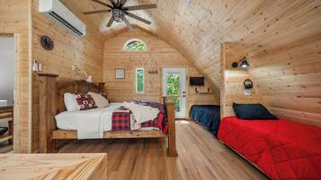 2 bedrooms, WiFi, bed sheets, wheelchair access