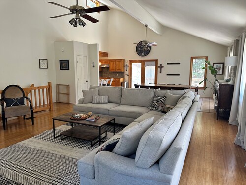 Charming 3-bedroom house in tranquil Cloudcroft with WiFi