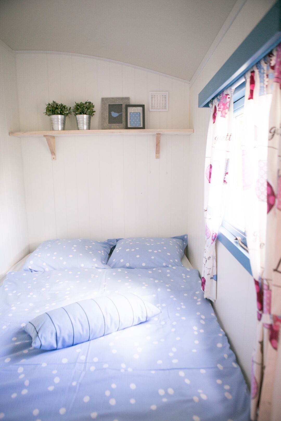 2 間睡房、床單