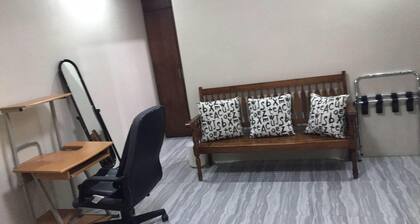 Chic 1-bedroom apartment in awesome Angeles City with WiFi, AC