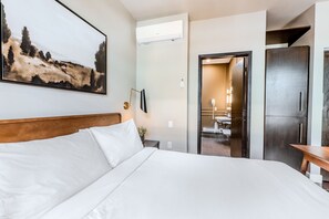 1 chambre, bureau, fer et planche à repasser, Wi-Fi