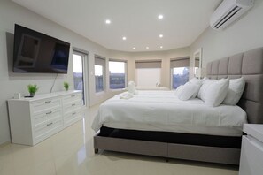 6 bedrooms, in-room safe, iron/ironing board, free WiFi