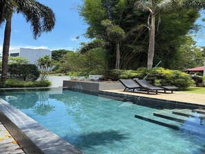 Pool - Full Retreat 4-bedroom Villa in with private Pool (Tagaytay City)
