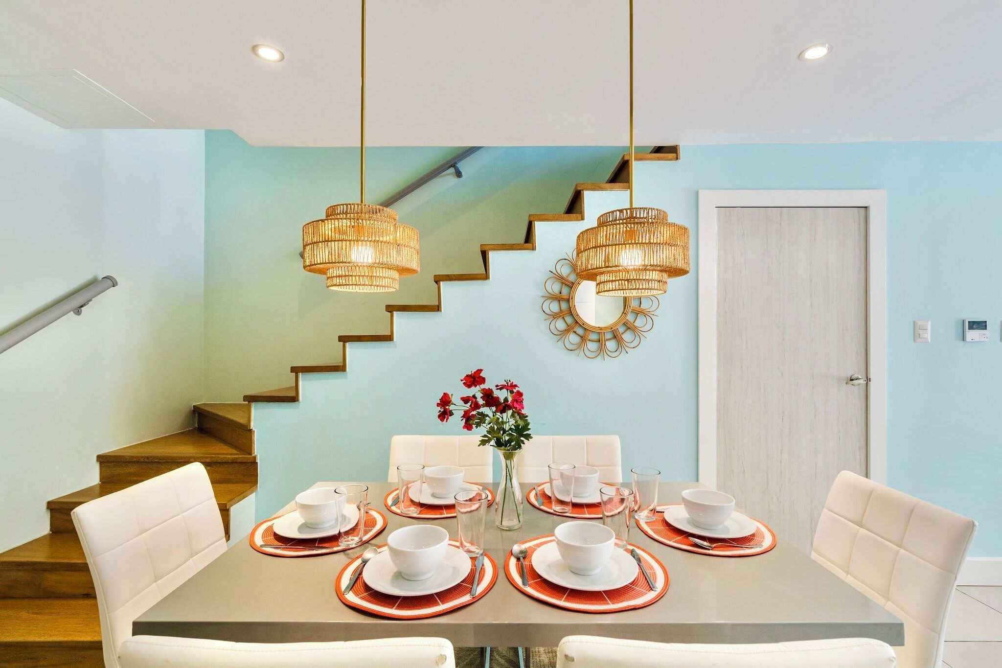 Familieleilighet, 3 soverom, ved stranden | Spisestue