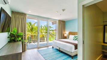 ํจ๋ฐ๋ฆฌ ์ฝ๋, ์นจ์ค 3๊ฐ, ํด๋ณ | ๊ฐ์ค ๋ด ๊ธ๊ณ , ๋
ธํธ๋ถ ์์
๊ณต๊ฐ, ๋ค๋ฆฌ๋ฏธ/๋ค๋ฆฌ๋ฏธํ, ๋ฌด๋ฃ WiFi