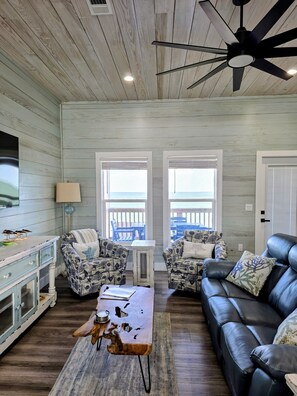 Smart TV, video games