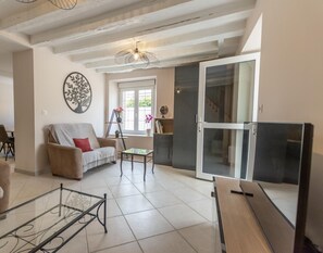 TV - GÎte de La Musette - CUIS (CUIS)