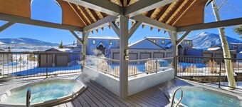 Condo on Lake Dillon - 15 minutes to Copper Mountain