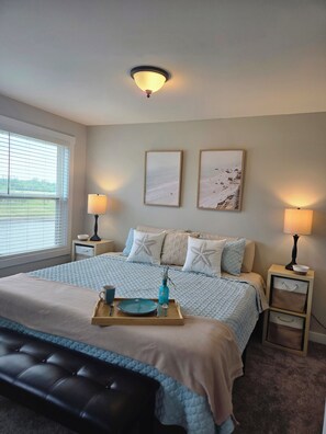 2 chambres, fer et planche à repasser, accès au Wi-Fi (inclus)