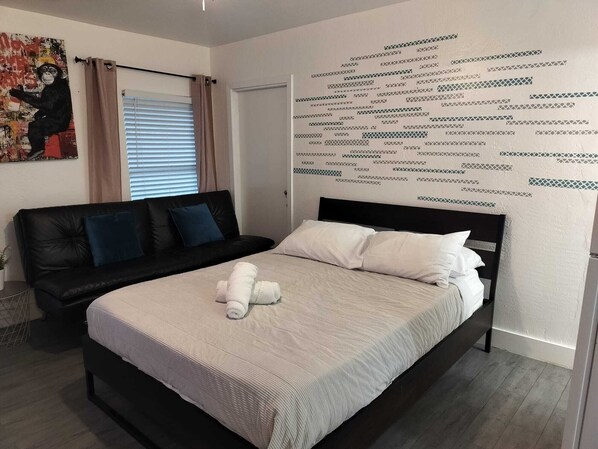 1 bedroom, WiFi, bed sheets