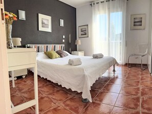 4 bedrooms, Internet - Jardins de Camille by Interhome (Llauro)