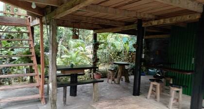 Vista Rio Celeste Cabin
