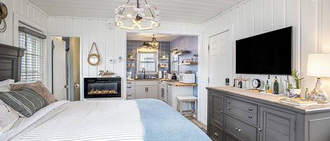 1 habitación, tabla de planchar con plancha, wifi gratis y ropa de cama