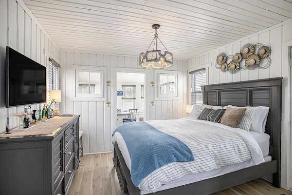 1 chambre, fer et planche à repasser, Wi-Fi gratuit, draps fournis