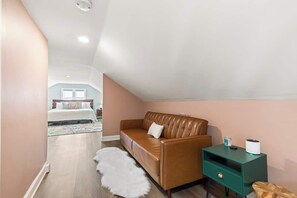 Interior - Federal Hill PRIDE 2 - Multi-Level Townhouse (Providence)