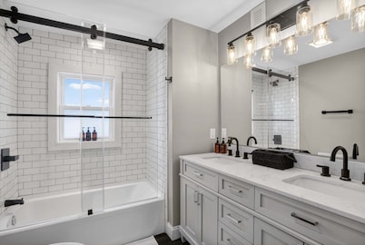 Federal Hill PRIDE 2 - Multi-Level Townhouse