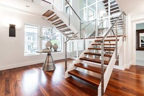 Interior - 7000 sqft Luxury | Skyline Views | Gym & Deck (Seattle)