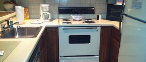 Microwave, dishwasher