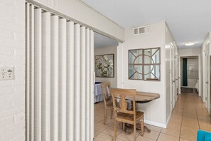 2 Schlafzimmer, Bügeleisen/Bügelbrett, kostenloses WLAN, Bettwäsche
