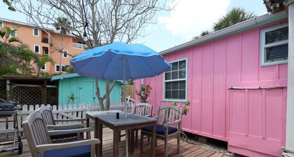 Pink Mango Cottage steps from the beach