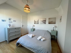 3 habitaciones, wifi gratis y ropa de cama
