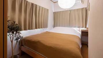 Blackout curtains, iron/ironing board, free WiFi