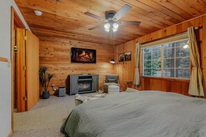 2 camere, una scrivania, ferro/asse da stiro, Wi-Fi gratuito