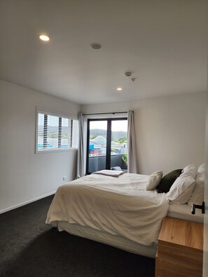2 chambres, bureau, fer et planche à repasser, Wi-Fi gratuit