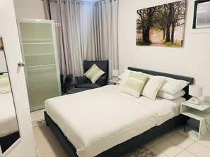 1 bedroom, iron/ironing board, WiFi, bed sheets - Entire One Bed Room Unit in Norwood, Adelaide. 8 Min drive to the City Centre (Norwood)