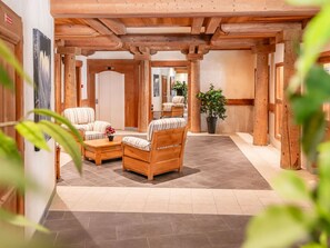 Interior - 3-room apartment, 6 people with WIFI and parking in Champagny-en-Vanoise (Champagny-en-Vanoise)