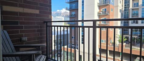 Deluxe Apartment, 2 Bedrooms, Patio, Mountain View | Mountain view