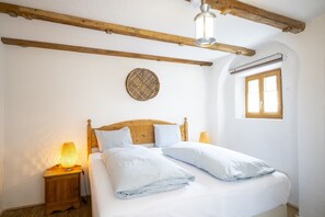 2 makuuhuonetta, ilmainen Wi-Fi, vuodevaatteet