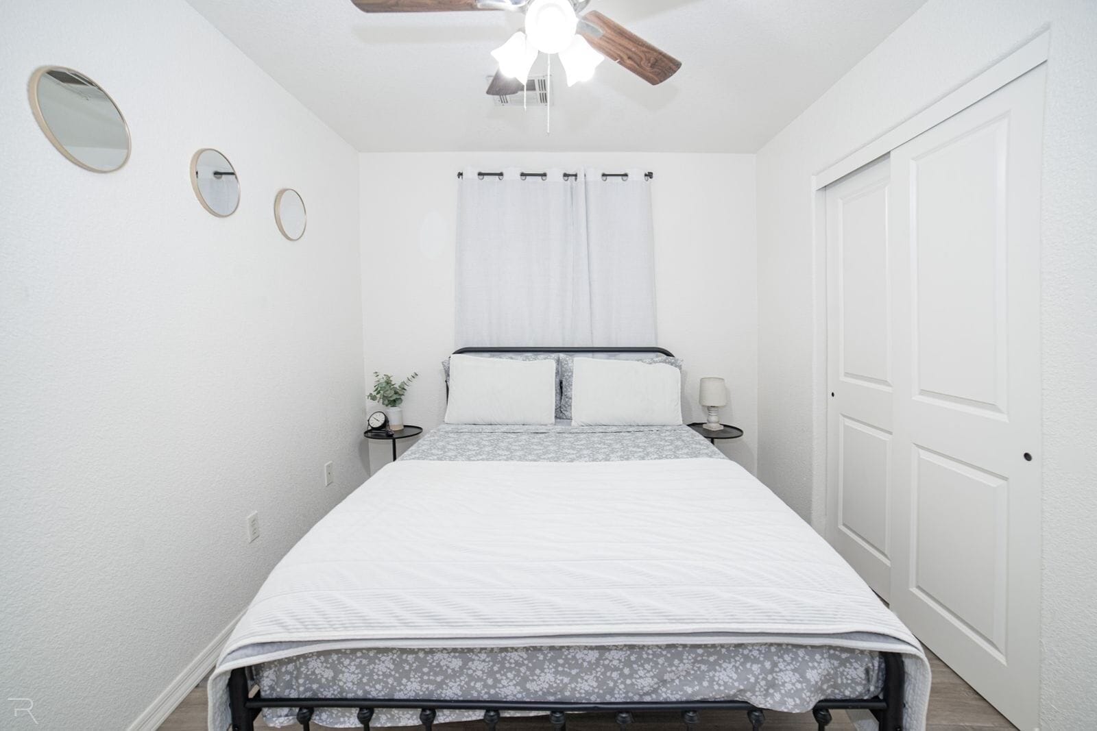 1 多间卧室、办公桌、熨斗/熨衣板、免费 WiFi