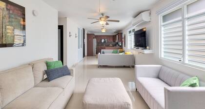 Hacienda M&B · Perfect for Groups, with Pool and Spacious Patio