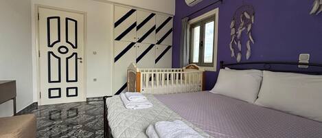 Appart'hôtel, vue partielle sur la mer | Fer et planche à repasser, Wi-Fi gratuit