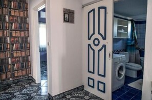 Basic Condo, Partial Sea View | Bathroom