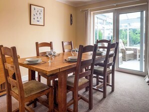 Dining - 4 bedroom accommodation in Sedgeford (Sedgeford)