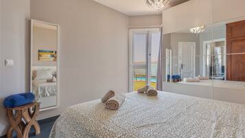 2 sovrum, strykjÀrn/strykbrÀda, gratis wi-fi och sÀngklÀder