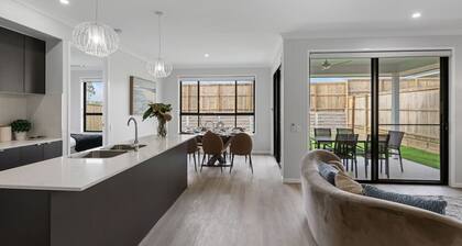 5BR Sleep 10 Family House | Patio Kitchen Garage