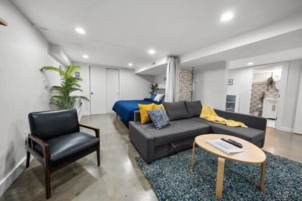 TV, DVD player, books, offices