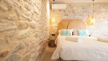 1 bedroom, in-room safe, iron/ironing board, travel crib