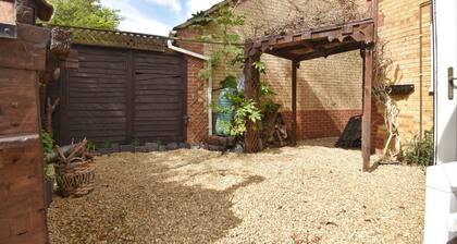 Emerald House in Little Thetford