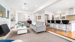 Unclassified image, 5 of 31, button - Tranquil Large Retreat FirePlace I Alfresco I Pool (Donvale)