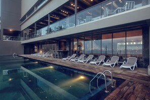 Outdoor pool, sun loungers