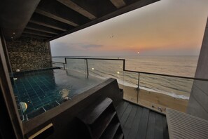 Suite, Balcony, Ocean View | Desk, blackout drapes, iron/ironing board, free WiFi