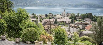 Venez Chez Vous La Maison Bleue