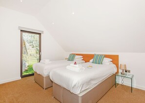 4 bedrooms, free WiFi