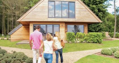 4 bedroom accommodation in Pocklington, York