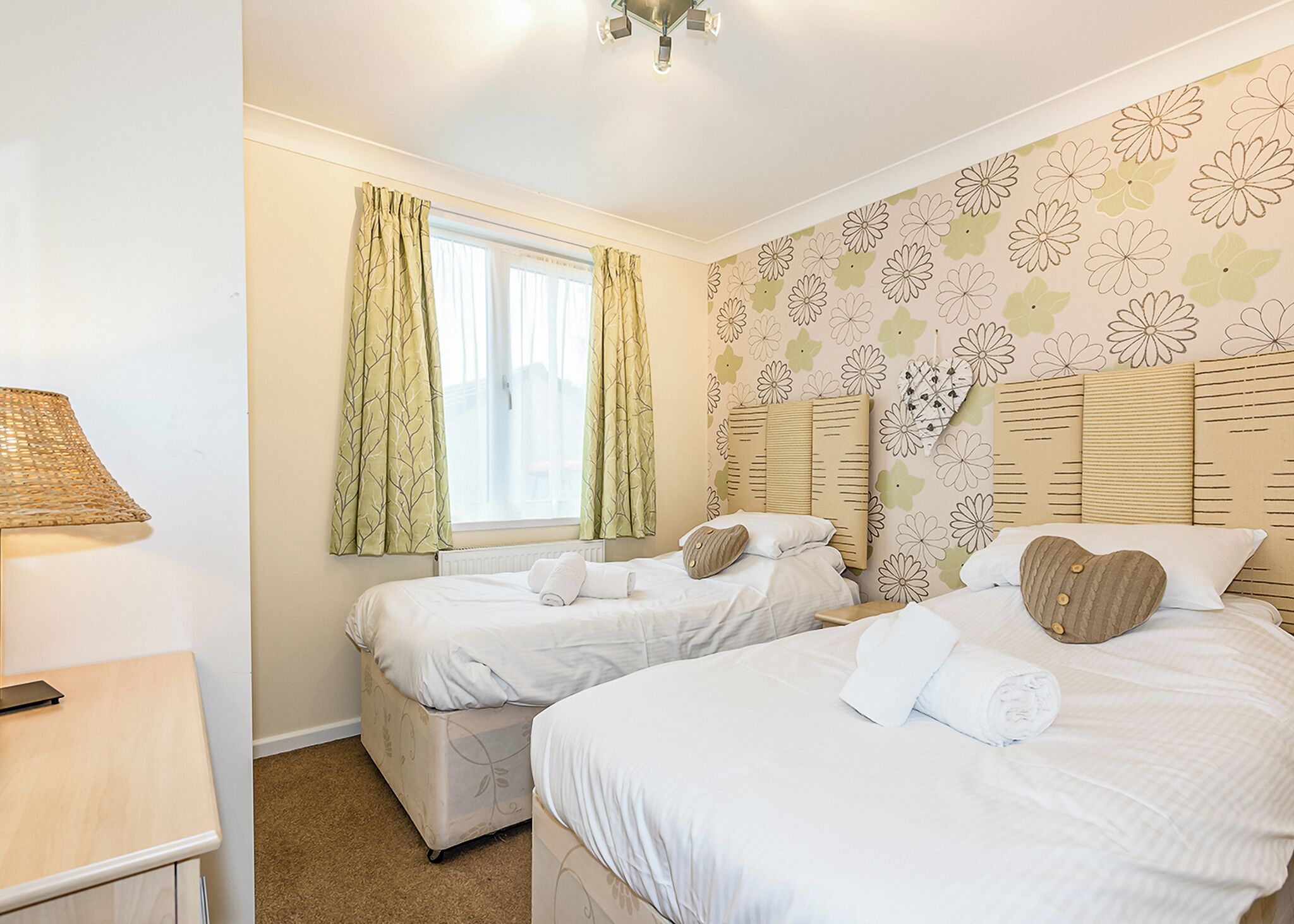 2 bedrooms