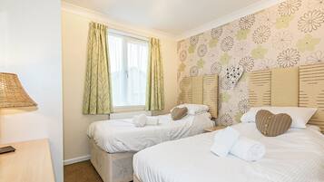2 bedrooms